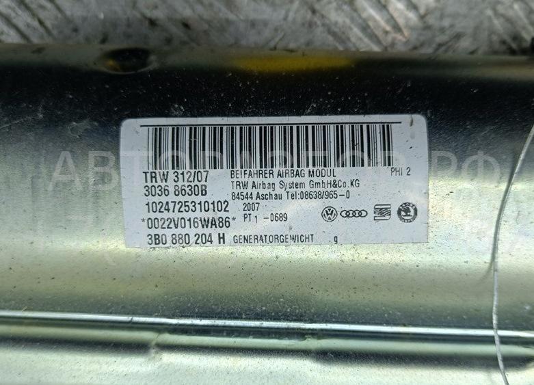 Подушка безопасности в рулевое колесо