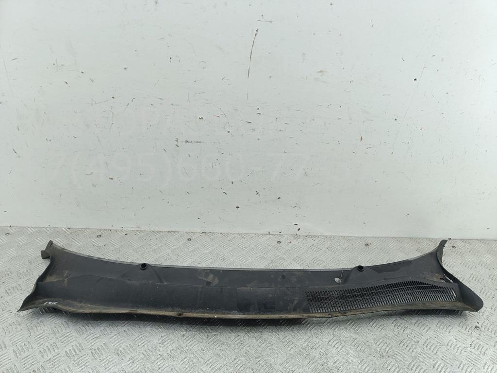 Решетка стеклоочистителей (Жабо)