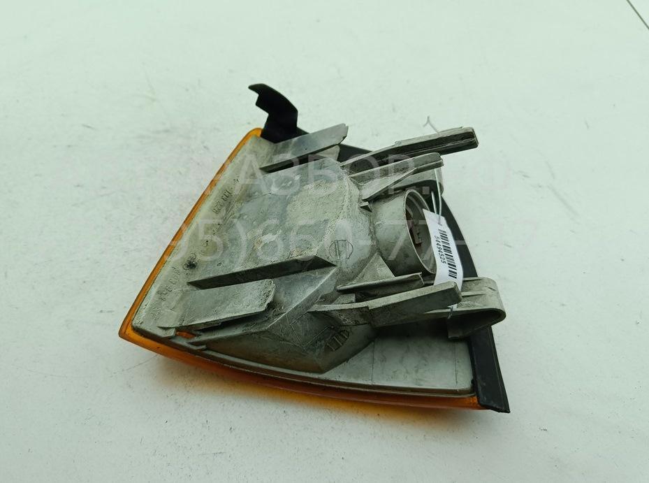 Указатель поворота правый