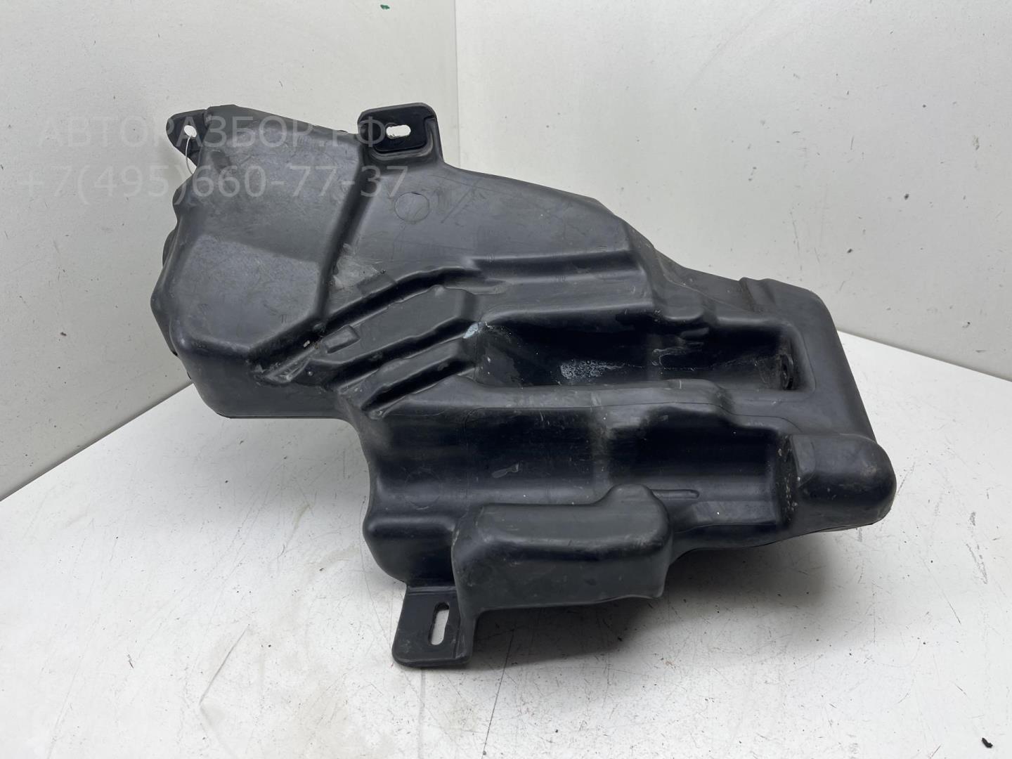 Бачок омывателя лобового стекла