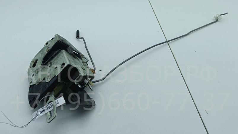 Замок двери передней правой