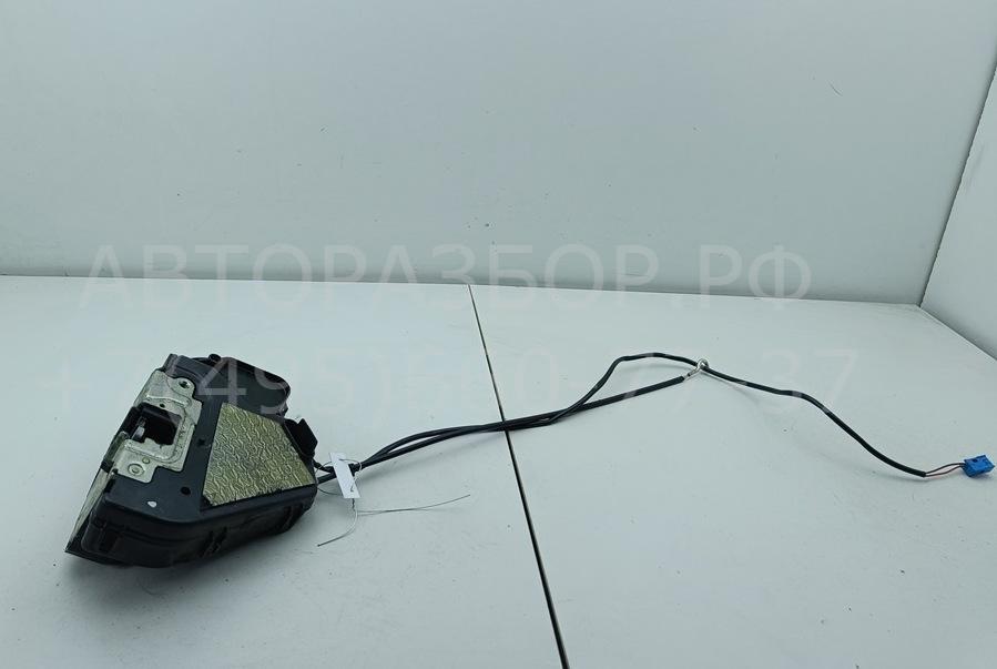 Замок двери задней правой