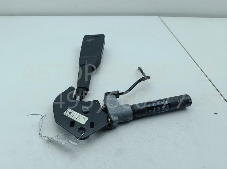 Ответная часть ремня безопасности