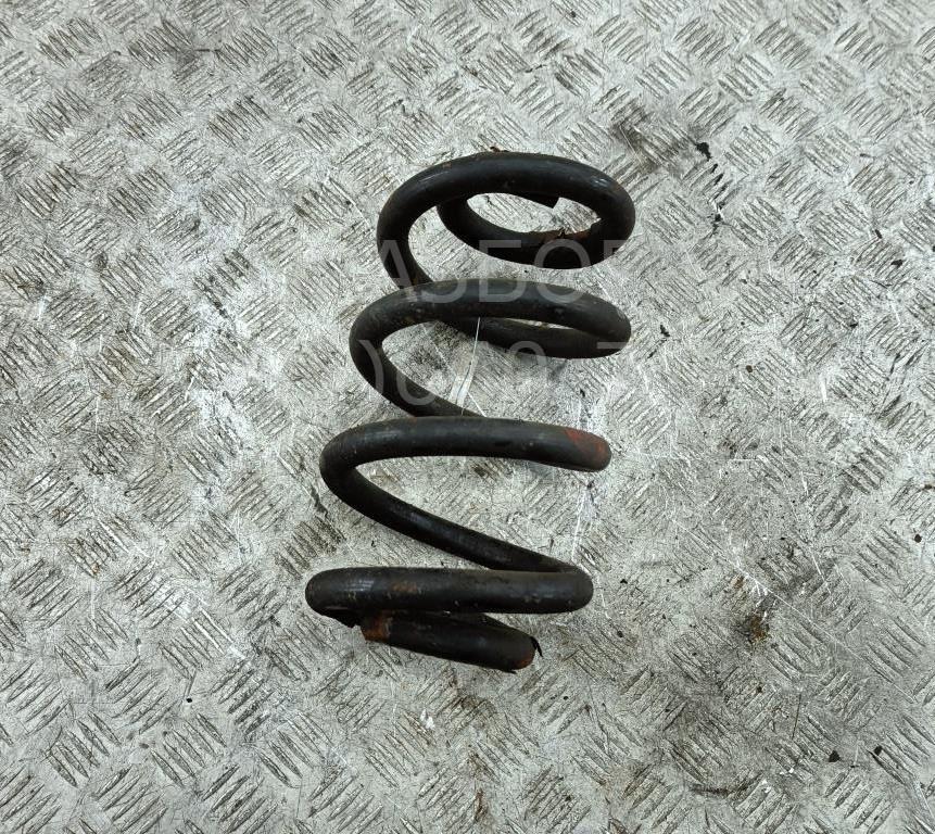 Пружина передняя