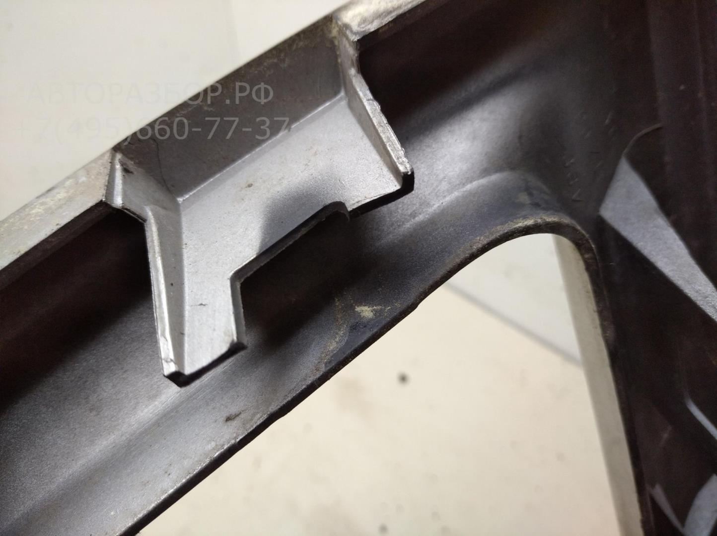 Планка под фару правая