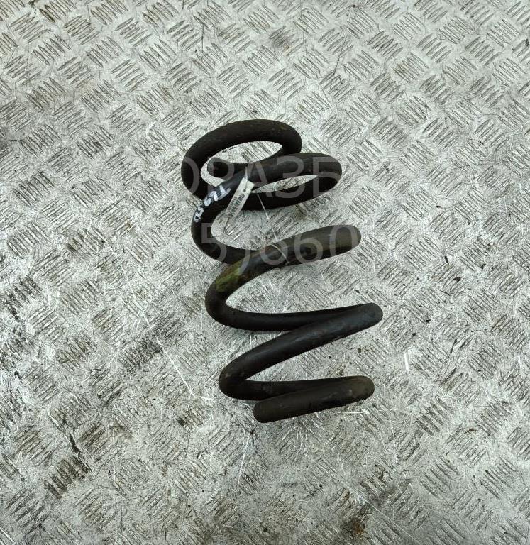 Пружина передняя
