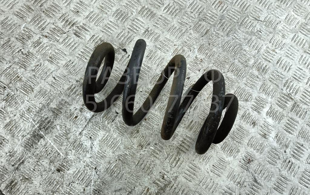 Пружина передняя