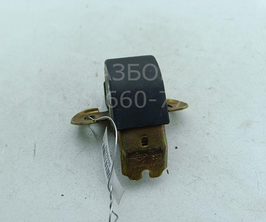 Замок двери задней левой