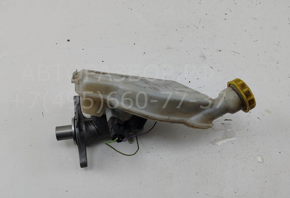 Цилиндр тормозной главный