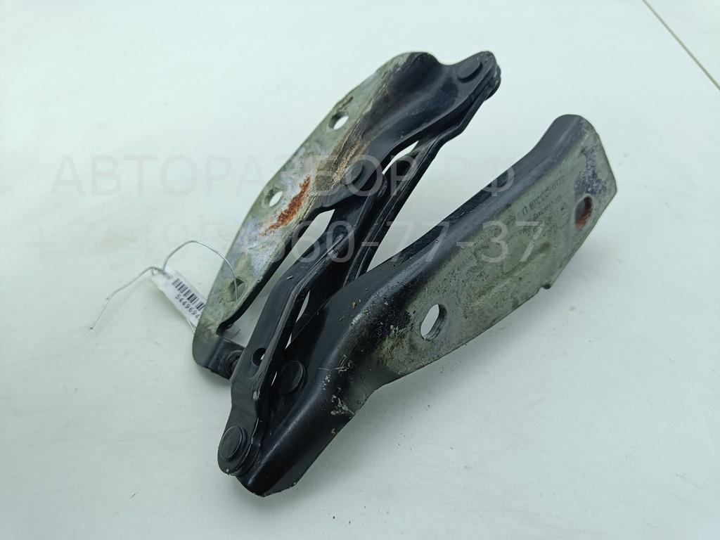 Петля капота левая