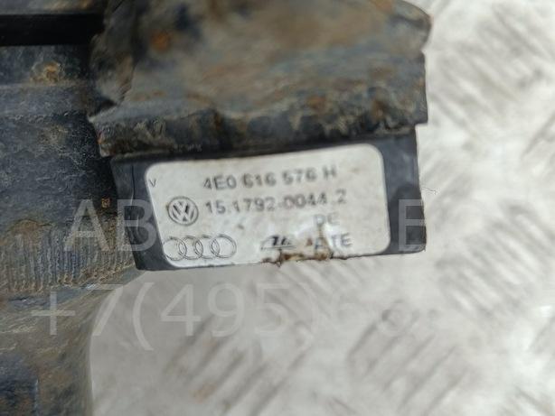 Амортизатор передний правый