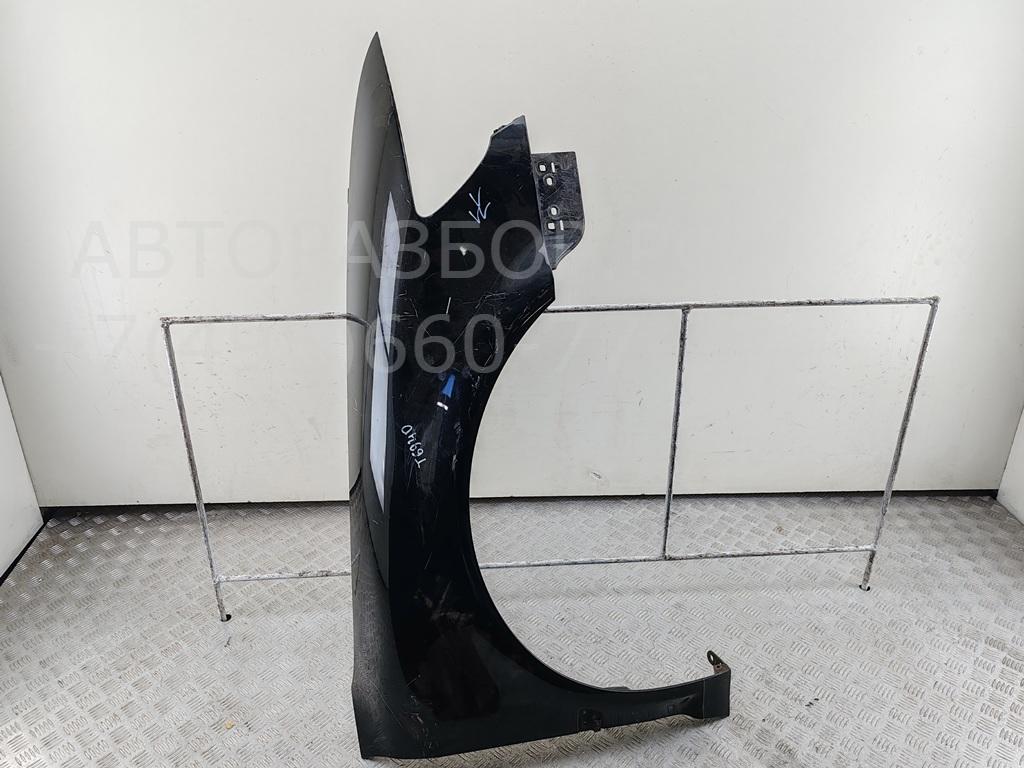 Крыло переднее правое