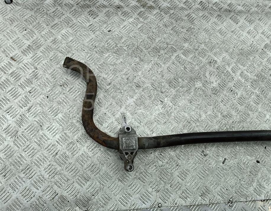 Стабилизатор передний