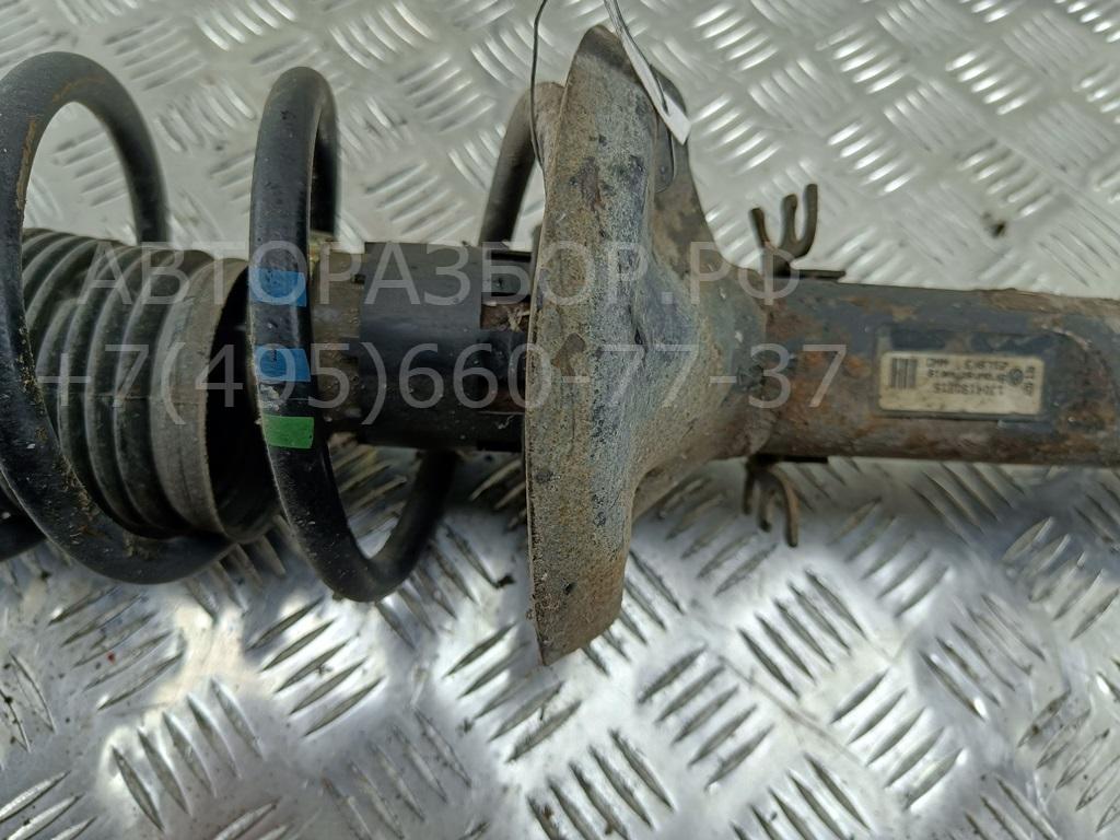 Амортизатор передний правый