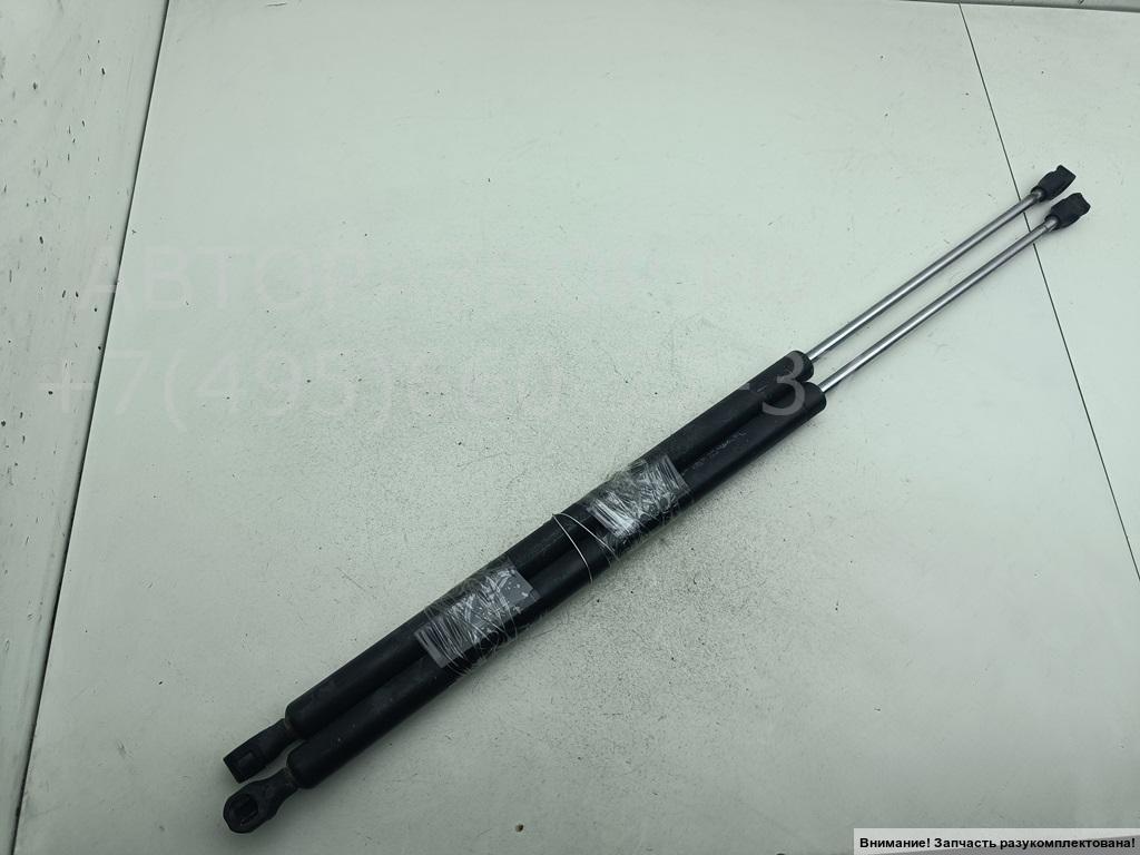 Амортизатор крышки багажника