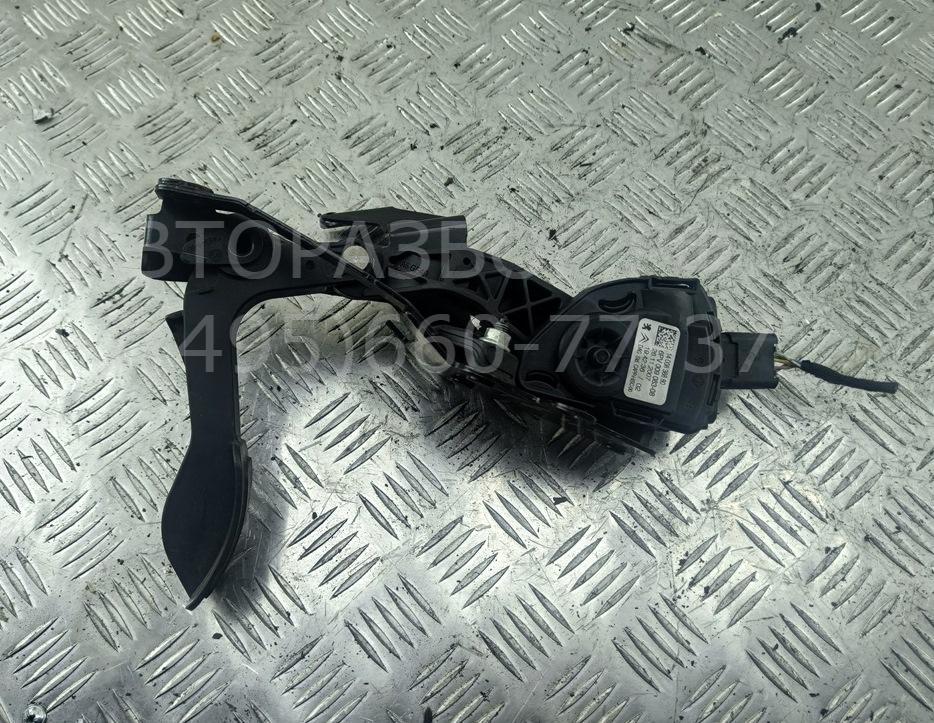 Педаль газа