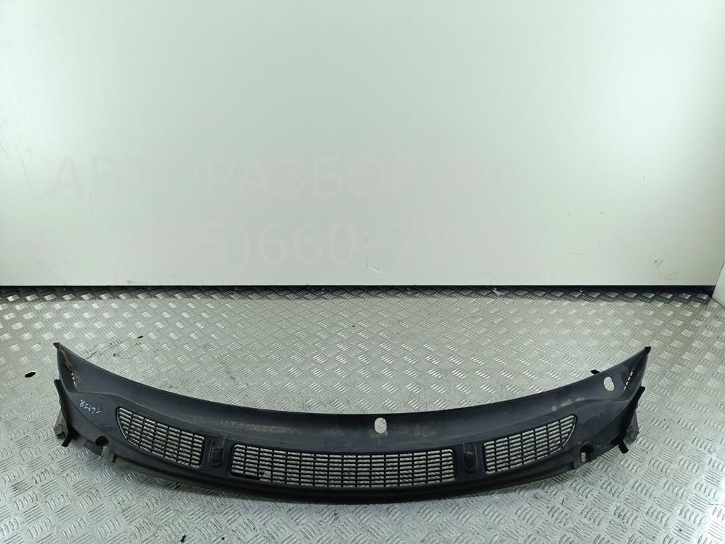 Решетка стеклоочистителей (Жабо)