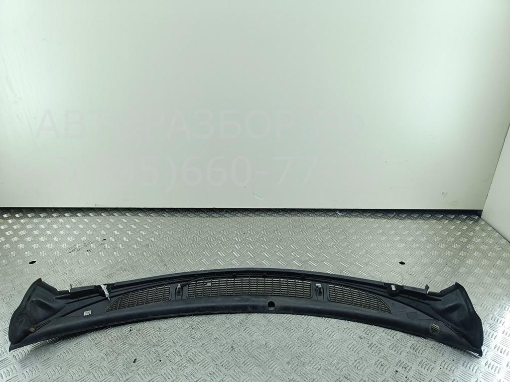 Решетка стеклоочистителей (Жабо)