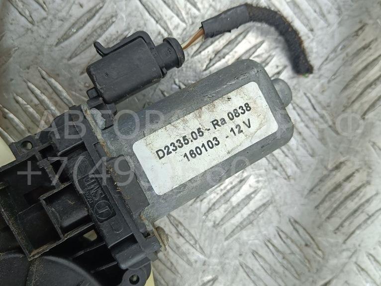 Стеклоподъемник электр. передний левый