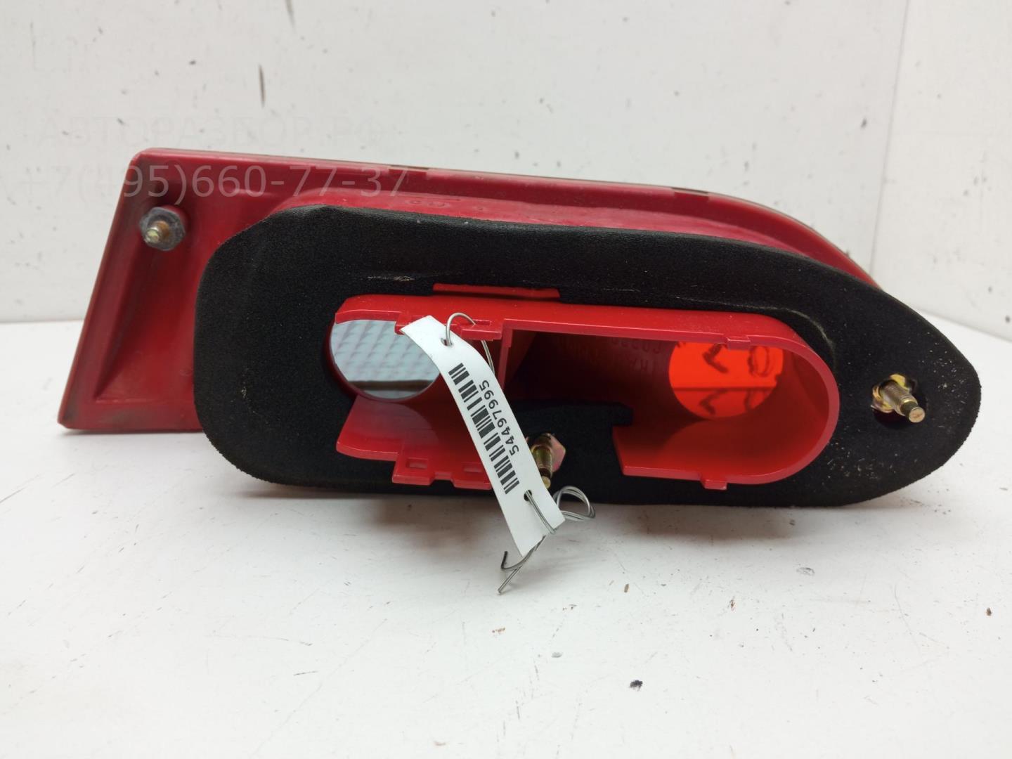 Фонарь задний внутренний левый