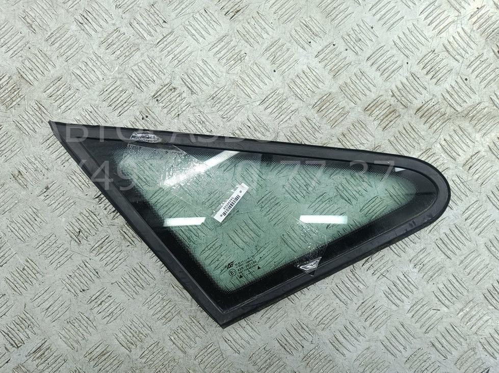 Стекло кузовное глухое правое
