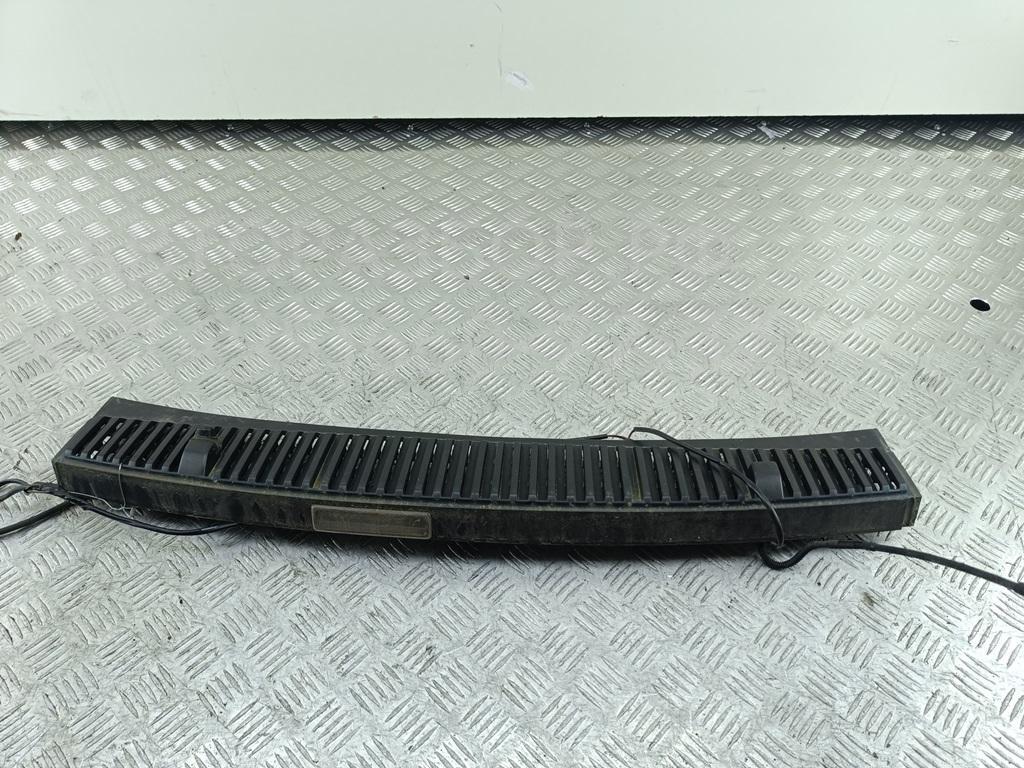 Форсунка омывателя лобового стекла