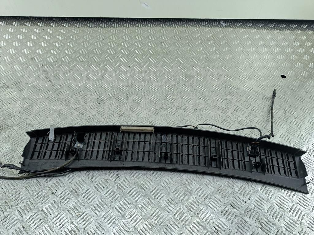 Форсунка омывателя лобового стекла