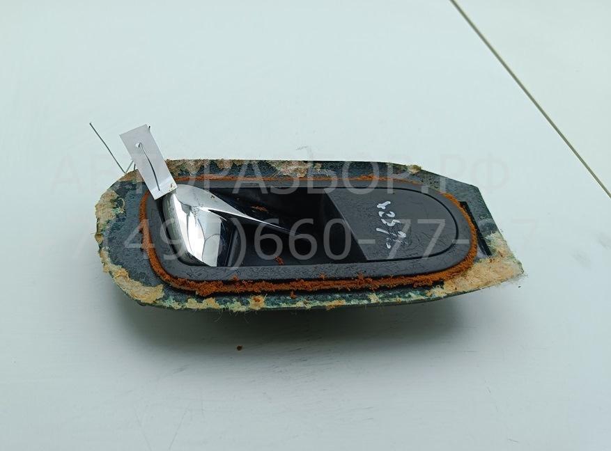 Ручка двери задней внутренняя левая