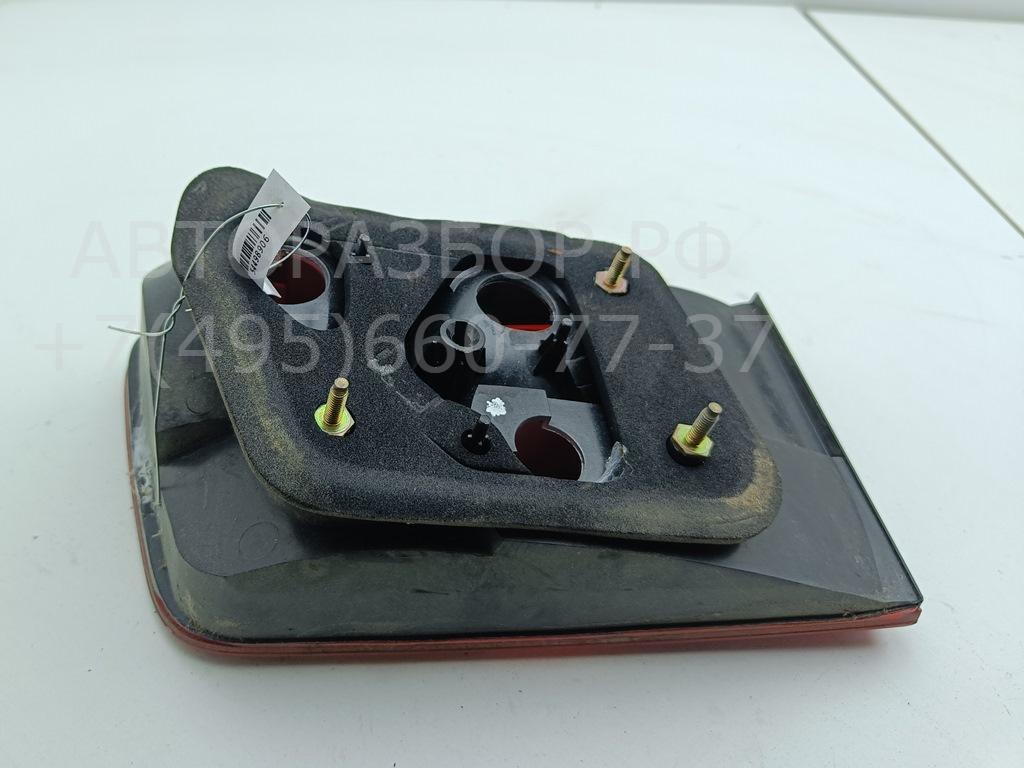 Фонарь задний внутренний правый