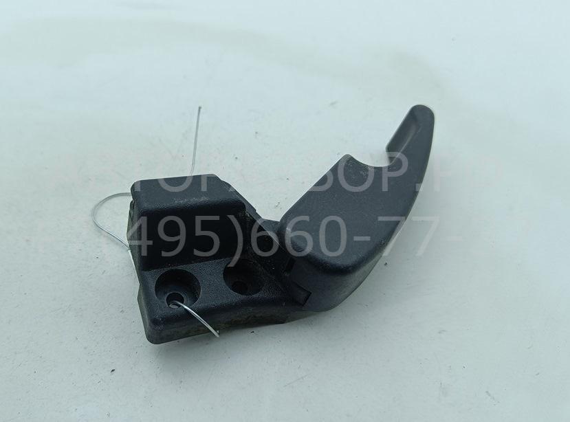 Ручка открывания капота