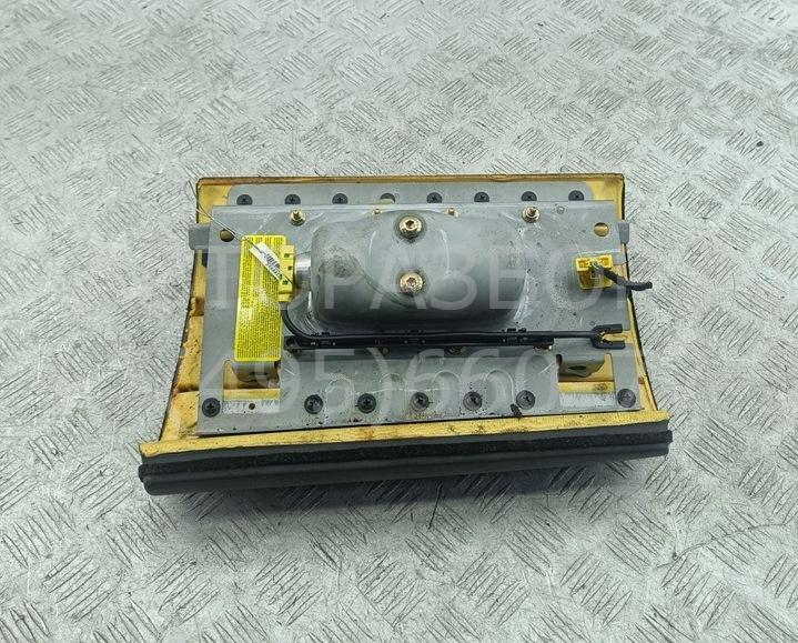 Подушка безопасности пассажирская (в торпедо)