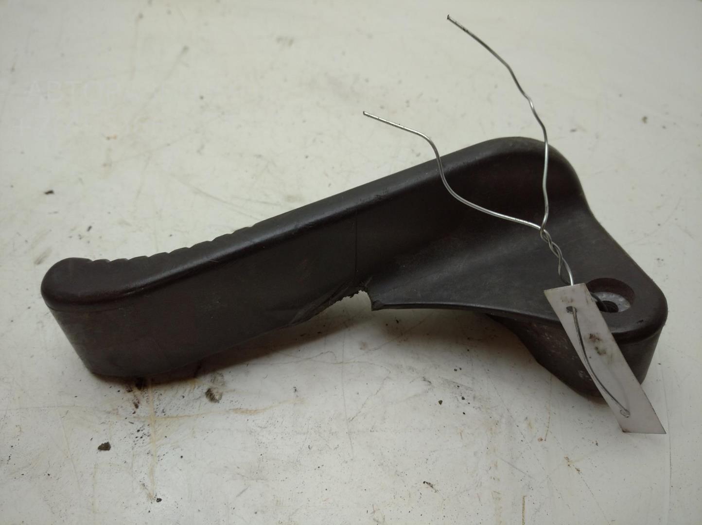 Ручка двери задней внутренняя левая