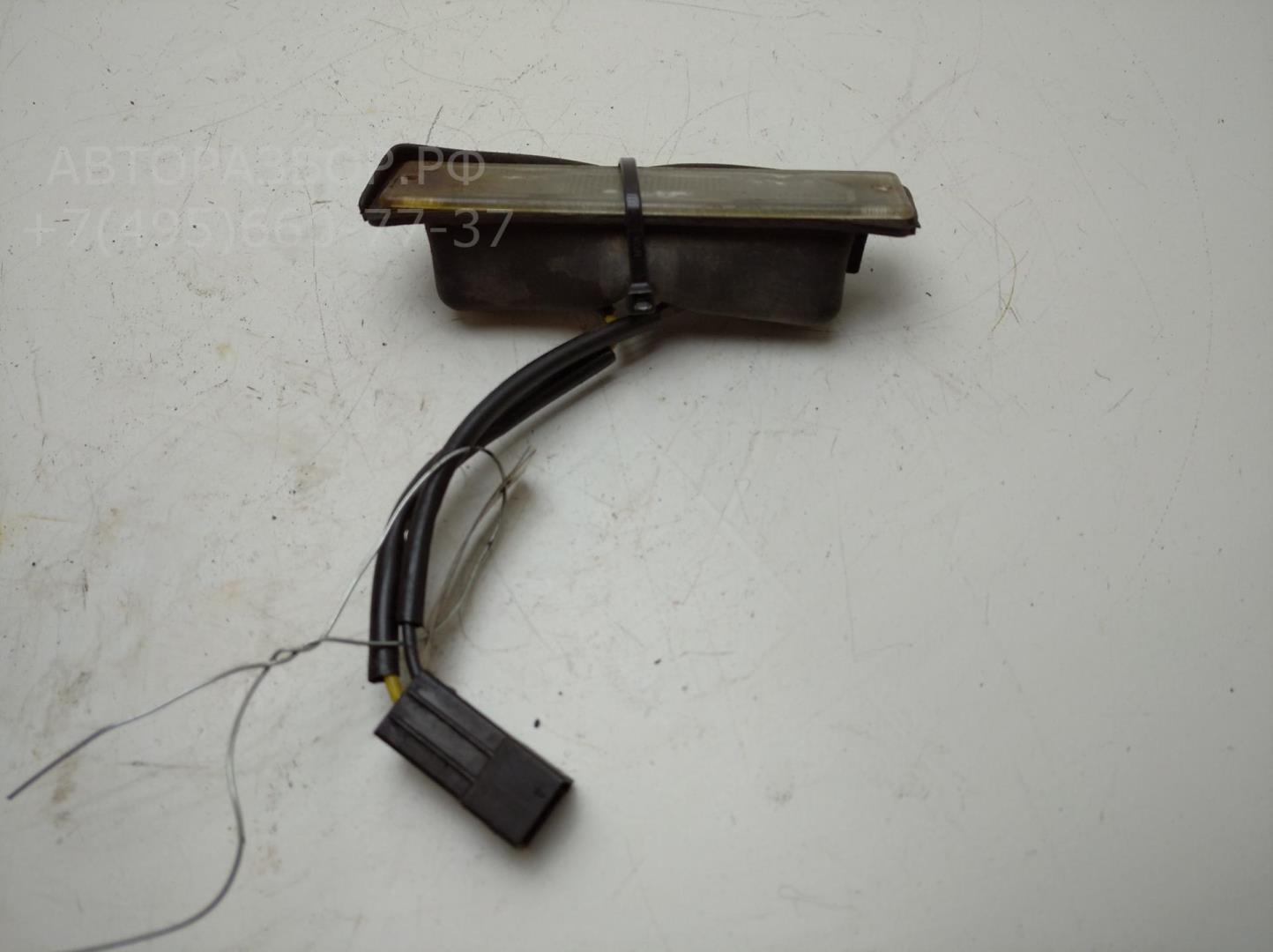 Фонарь подсветки номера