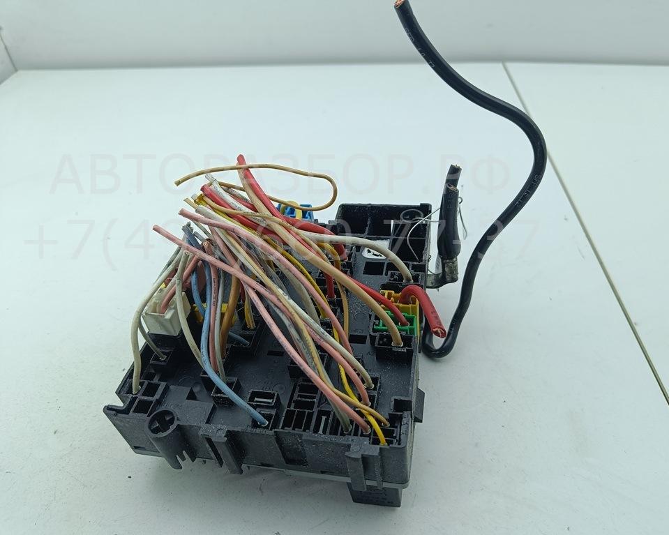 Блок предохранителей