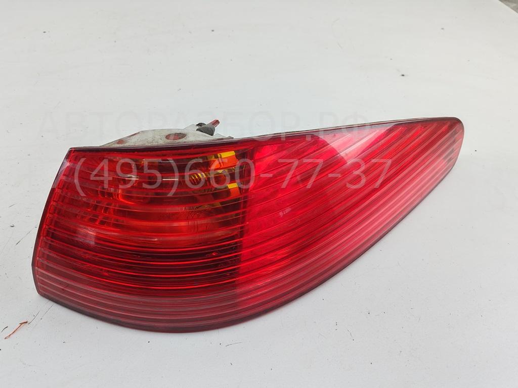 Фонарь задний правый