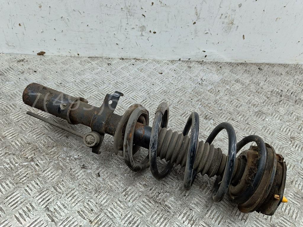 Амортизатор передний правый