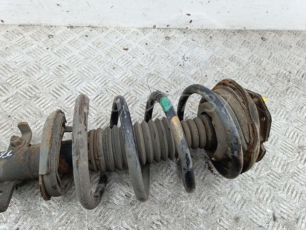 Амортизатор передний правый