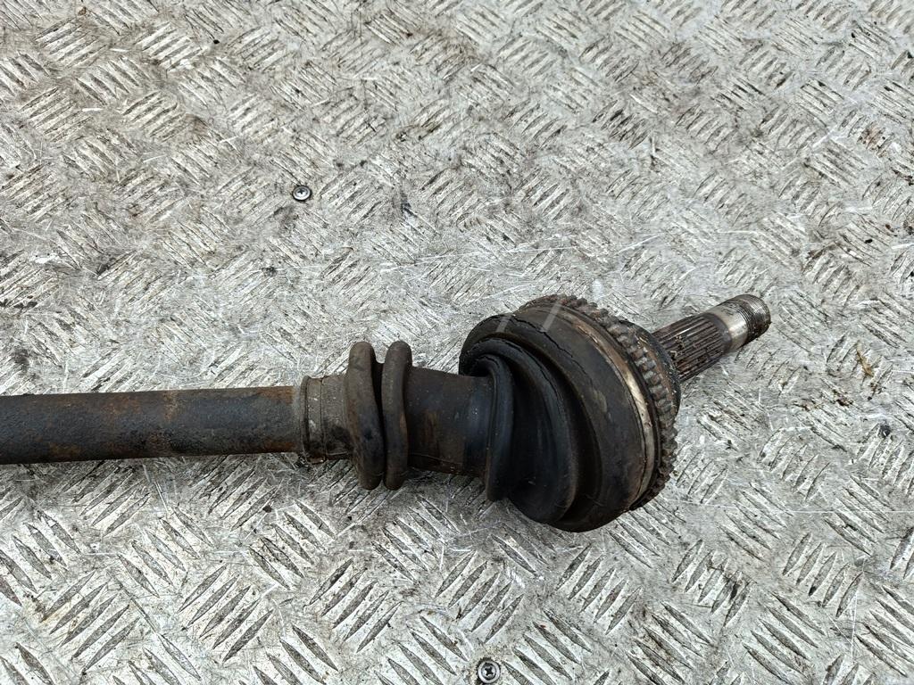 Полуось передняя левая