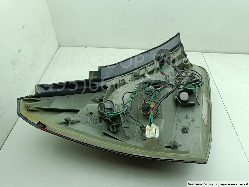 Фонарь задний правый