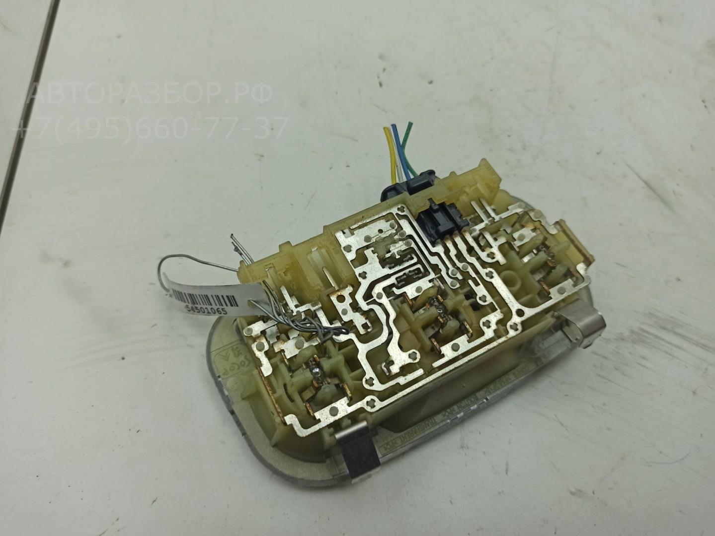 Плафон салонный