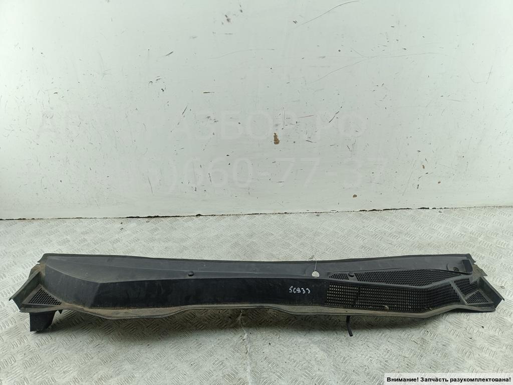 Решетка стеклоочистителей (Жабо)