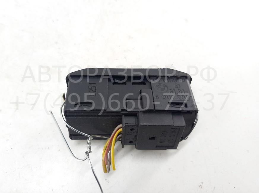 Кнопка люка