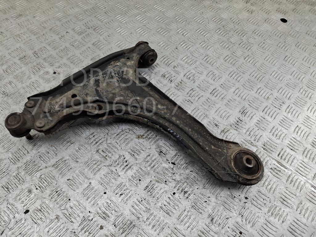 Рычаг передний правый