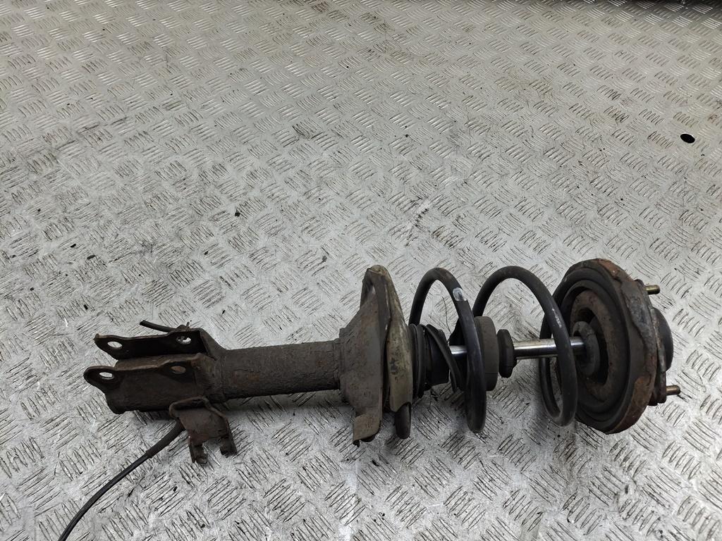 Амортизатор передний правый