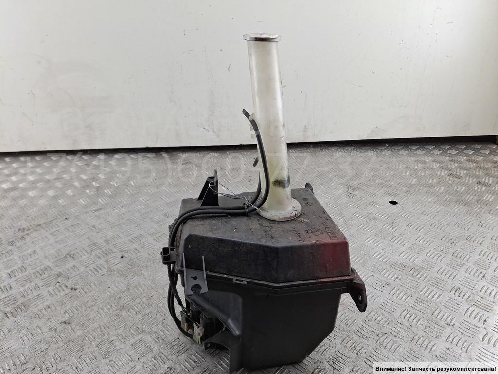 Бачок омывателя лобового стекла