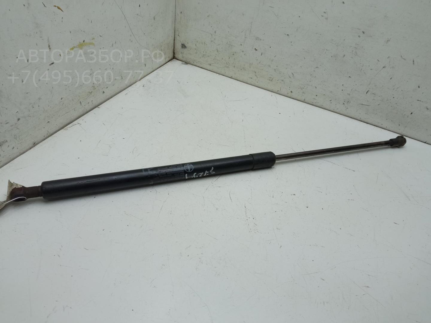 Амортизатор двери багажника