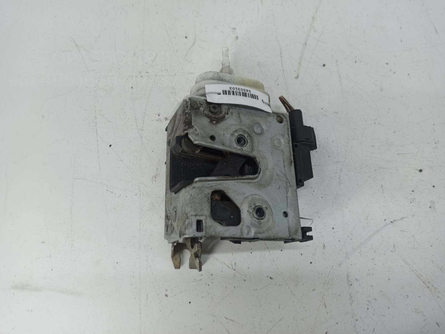 Замок двери передней правой