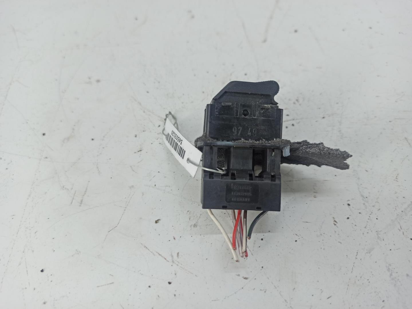 Кнопка стеклоподъемника