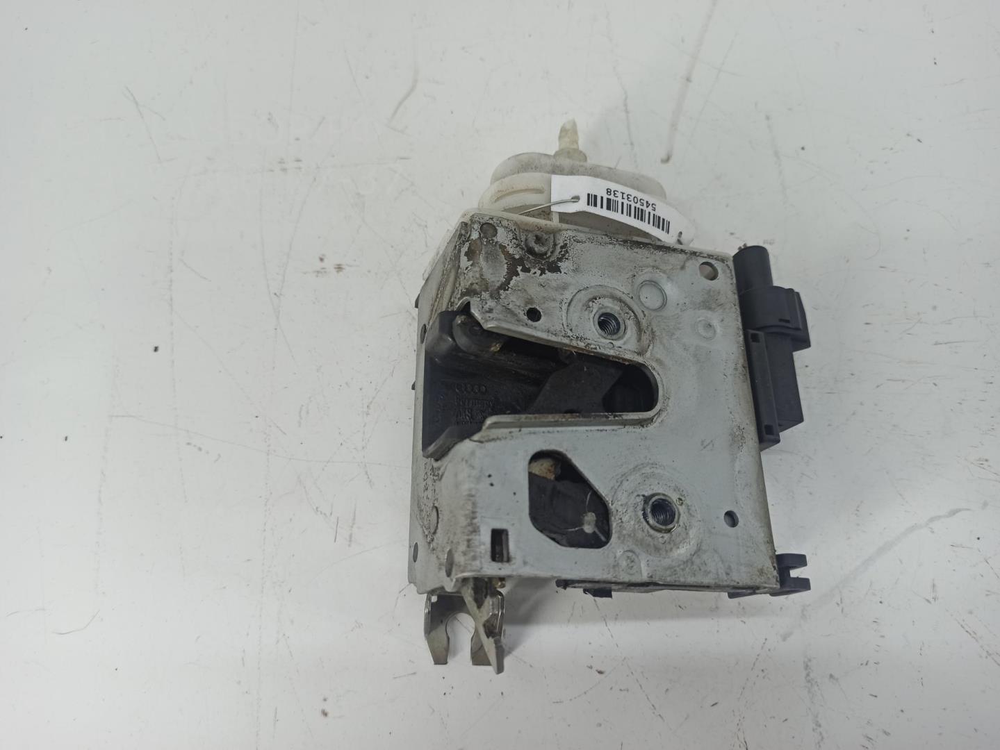 Замок двери передней правой