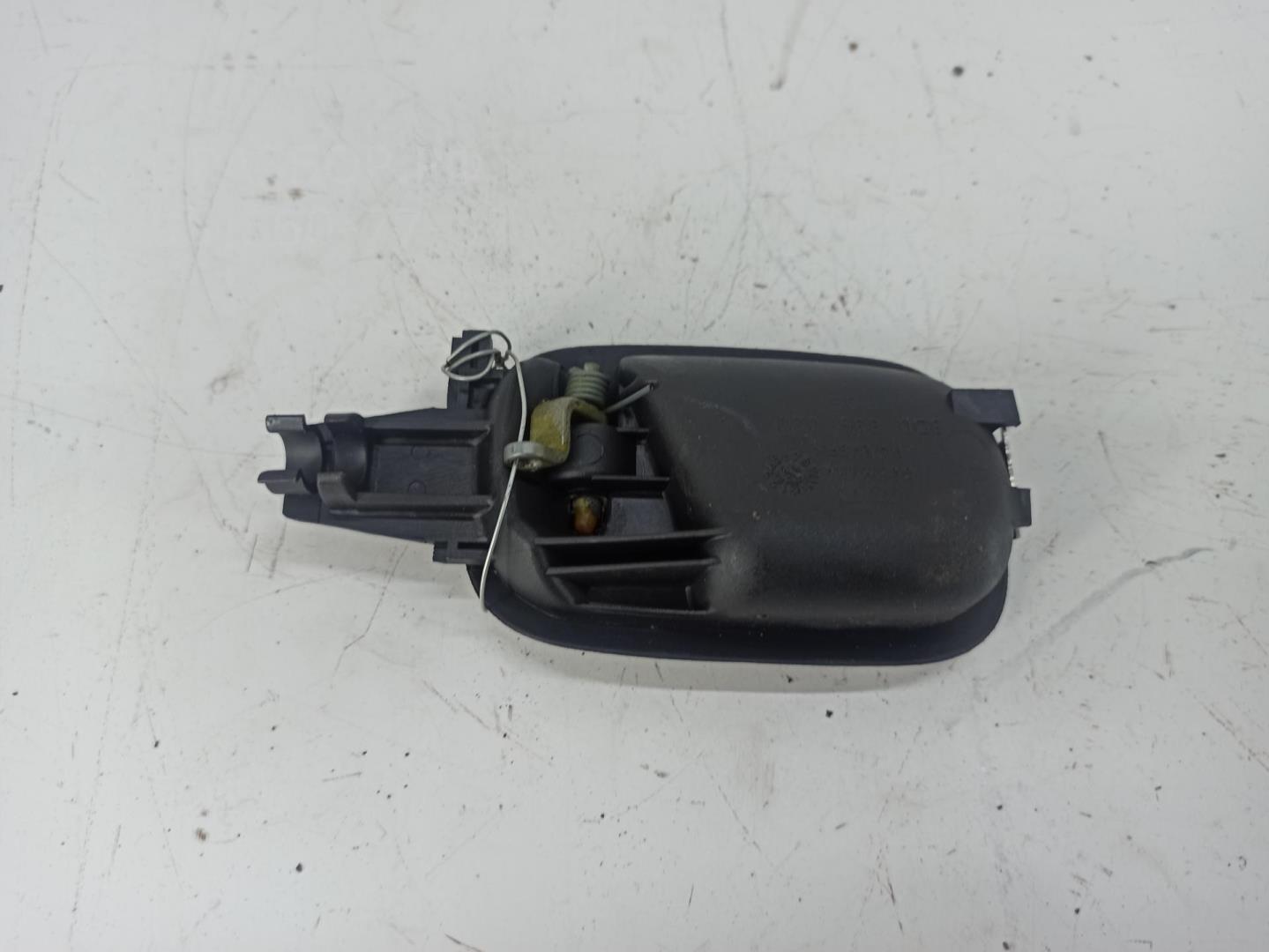 Ручка двери задней внутренняя правая